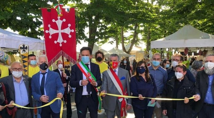 San Michele presente all’inaugurazione della salita che collega la Piazza della Chiesa di San Michele degli Scalzi al Viale delle Piagge